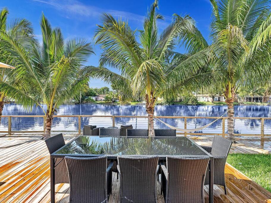 5-Star Lakefront Oasis In Hollywood-Hard Rock Casino Fort Lauderdale Eksteriør billede