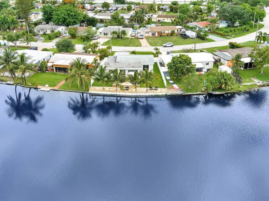 5-Star Lakefront Oasis In Hollywood-Hard Rock Casino Fort Lauderdale Eksteriør billede